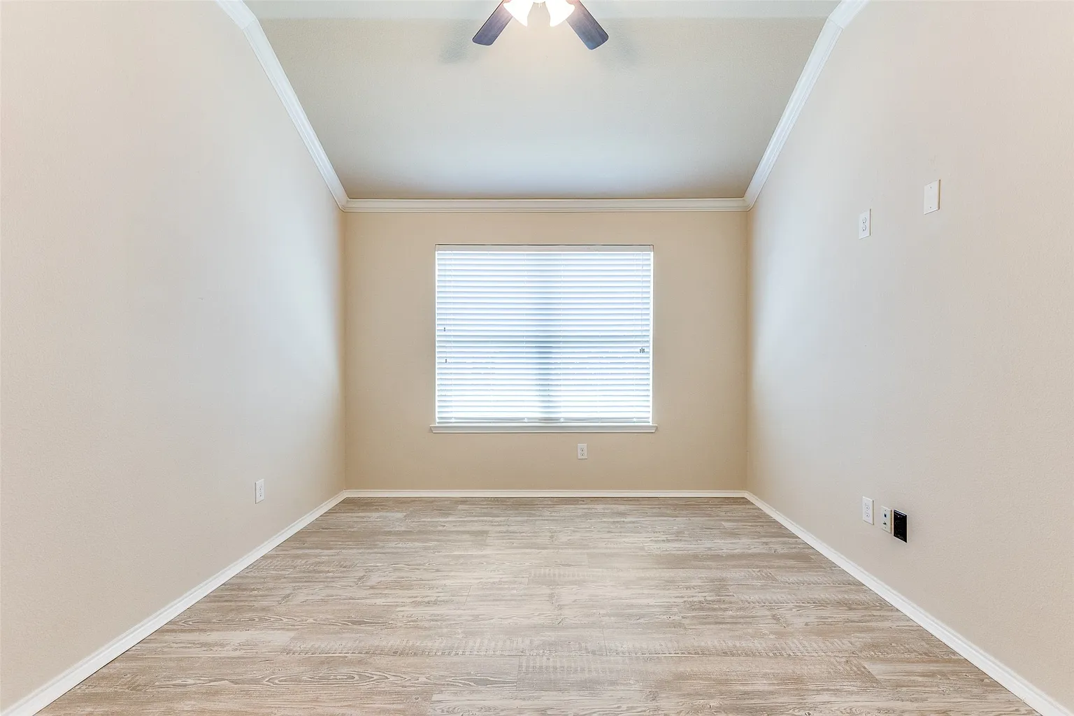 Portfolio Renewal before virtual staging